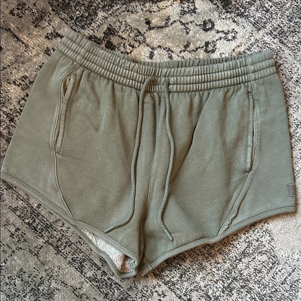 Victoria’s Secret pink s small green fleece lounge shorts